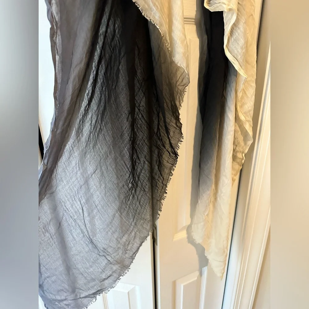 Lightweight Ombre Gray-Cream Scarf Wrap